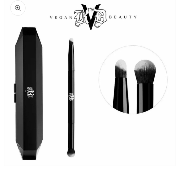 🆕️ KAT VON D DUAL ENDED SHADE + LIGHT EYE CONTOUR BRUSH IN COFFIN CASE - Picture 1 of 7